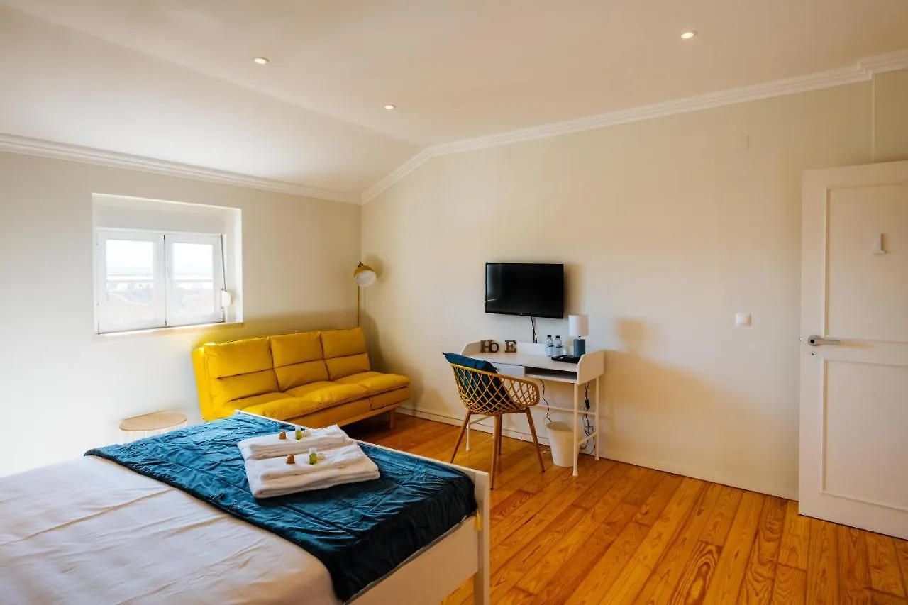 Santa Clara Lisbon Rooms ゲストハウス