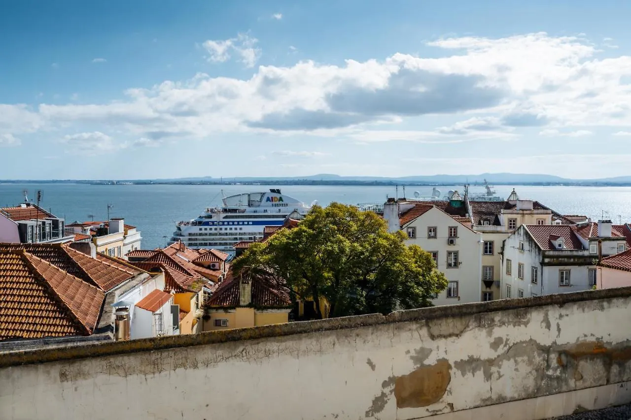 Santa Clara Lisbon Rooms Guest house
